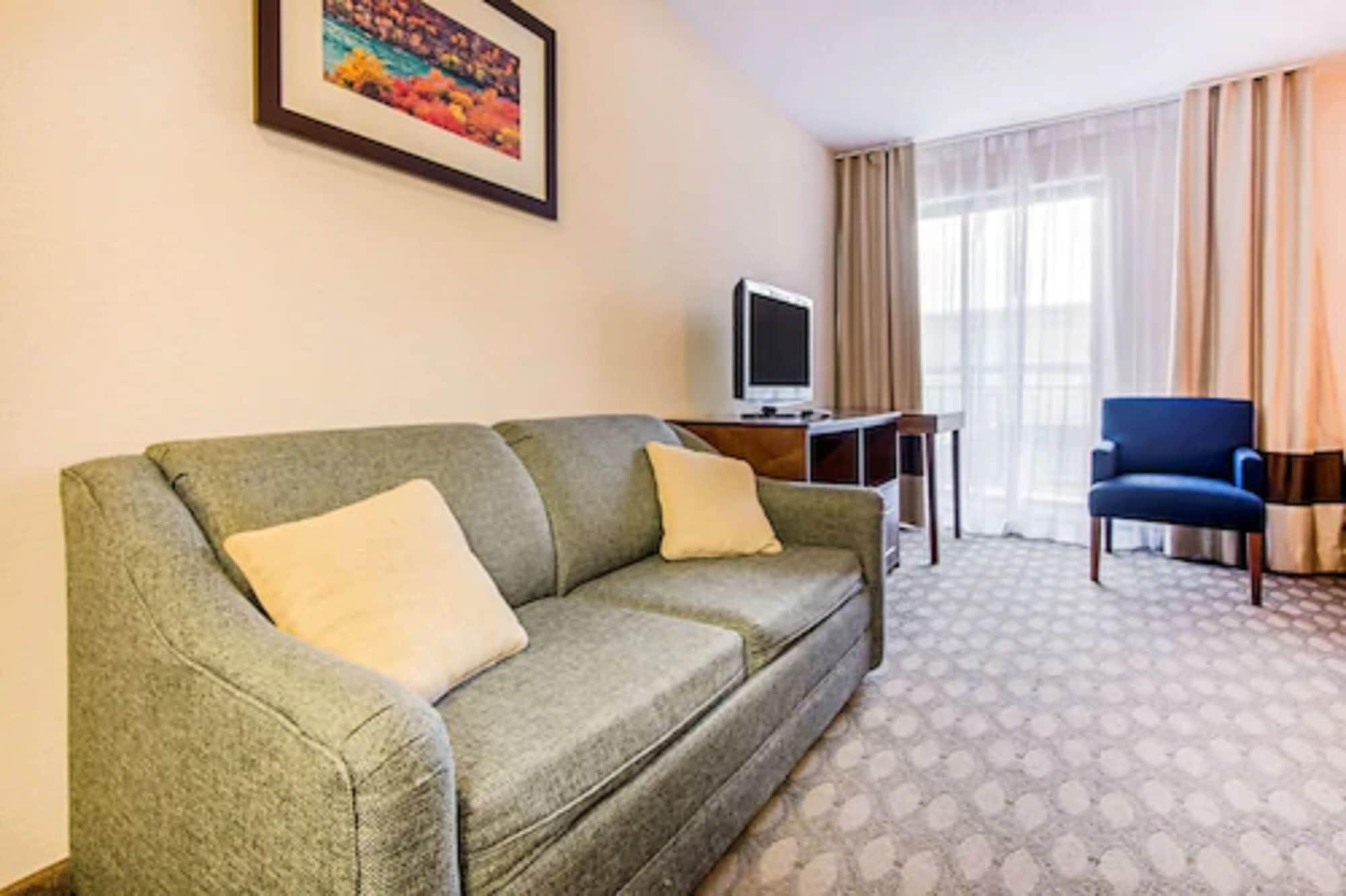 Inn Comfort Fallsview 3*