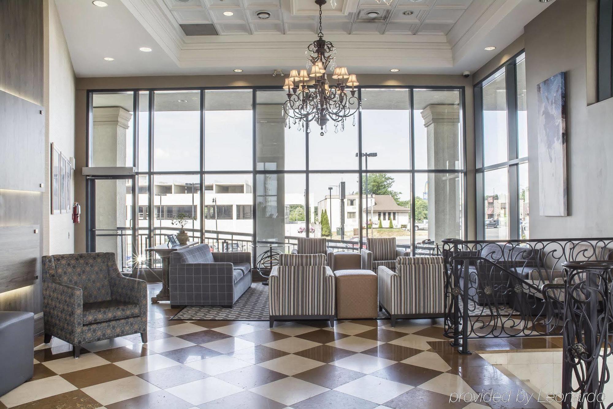 Inn Comfort Fallsview 3*