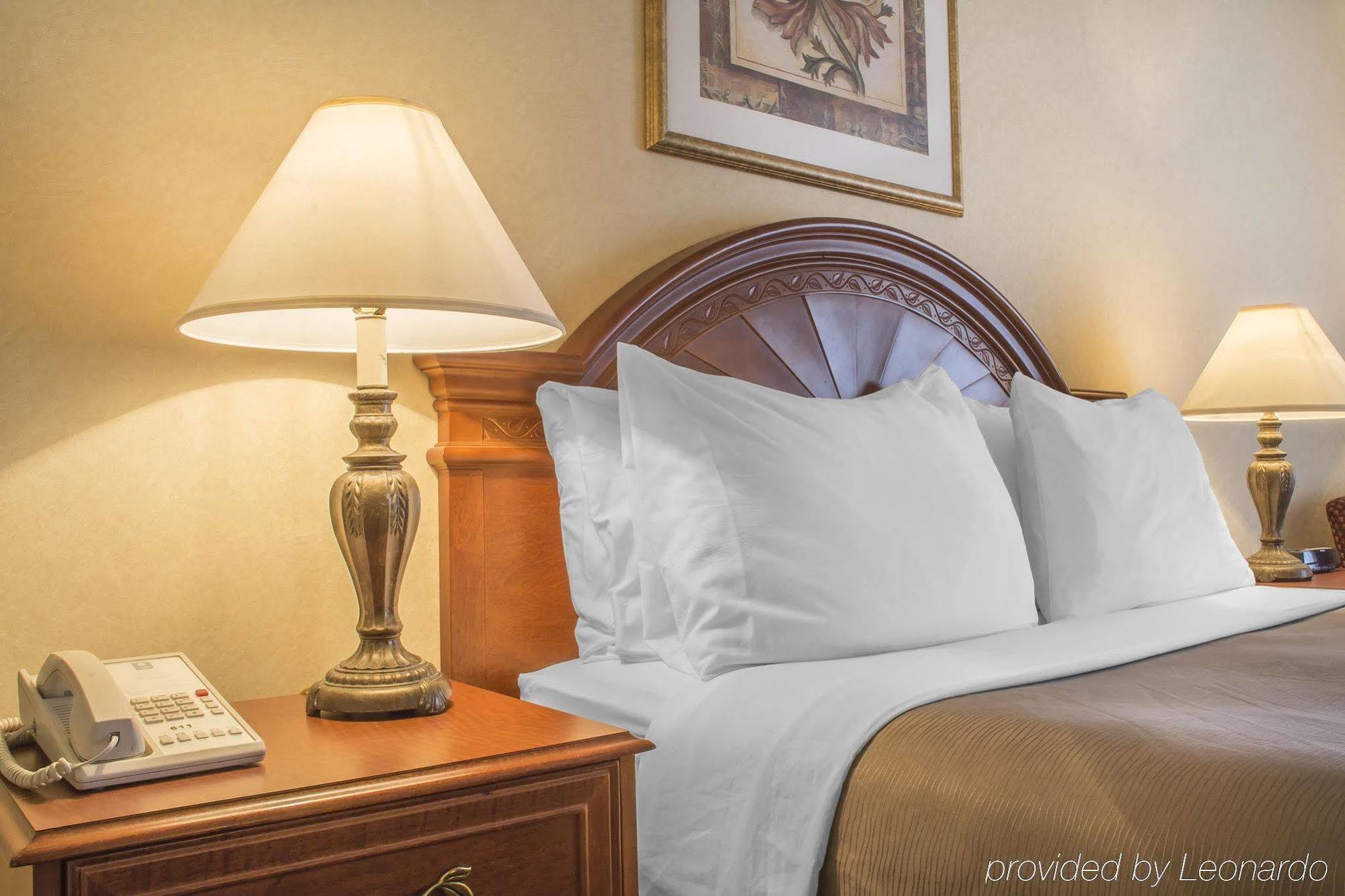 Comfort Fallsview