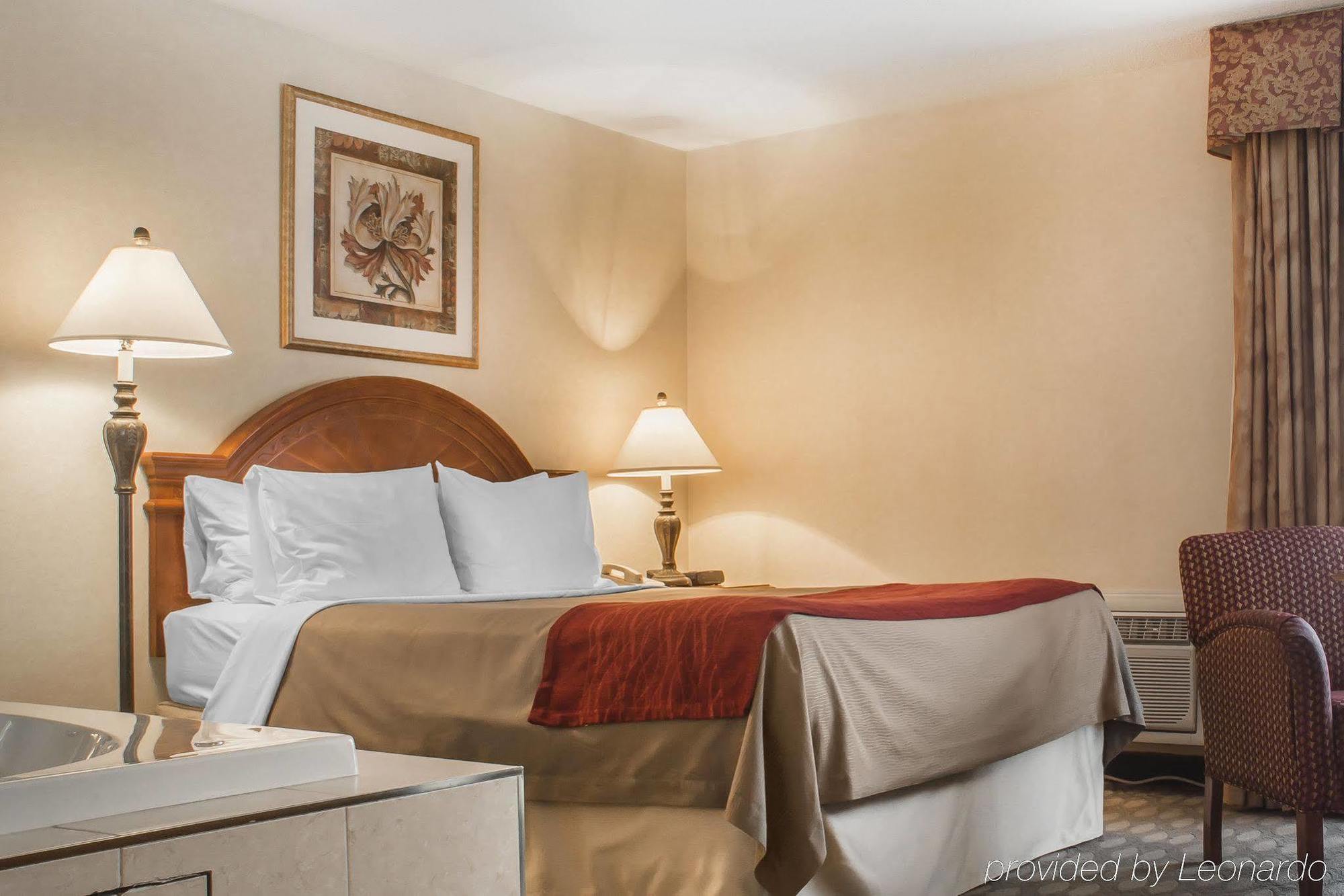 Comfort Fallsview Inn 3*